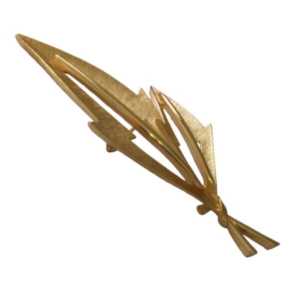 Crown Trifari Leaf Brooch Feather Pin Open Work Brushed Gold Tone Modernist Vtg. - Picture 6 of 15